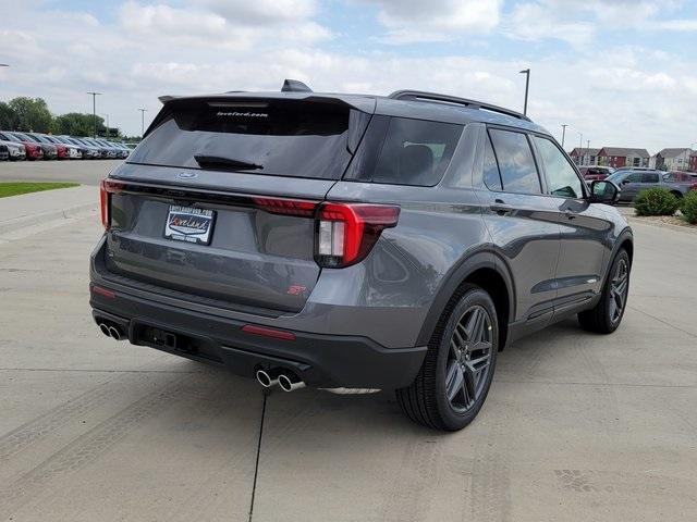 new 2025 Ford Explorer car, priced at $60,109