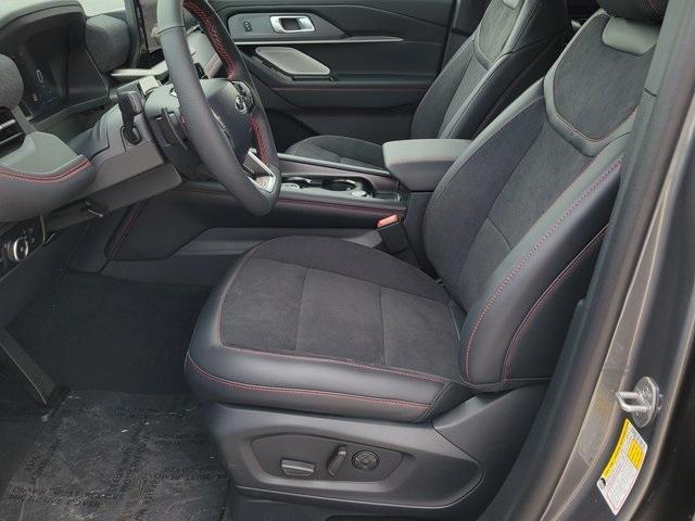 new 2025 Ford Explorer car, priced at $60,109