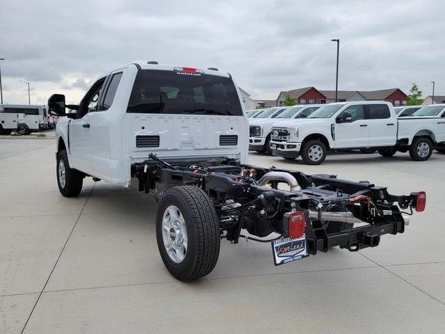 new 2025 Ford F-250 car, priced at $55,101