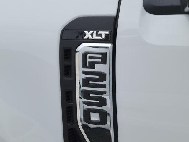 new 2025 Ford F-250 car, priced at $55,101