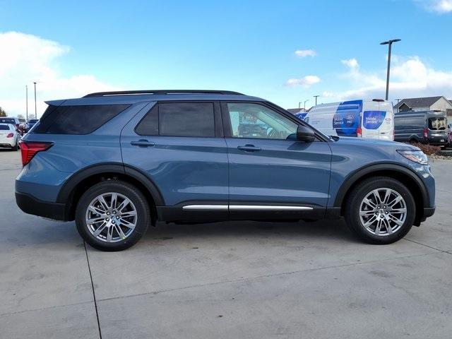 new 2025 Ford Explorer car