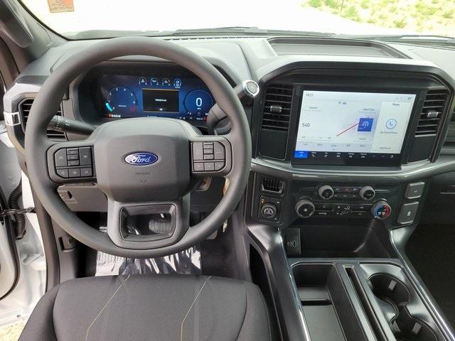 new 2025 Ford F-150 car, priced at $45,620