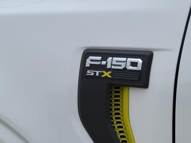 new 2025 Ford F-150 car, priced at $45,620