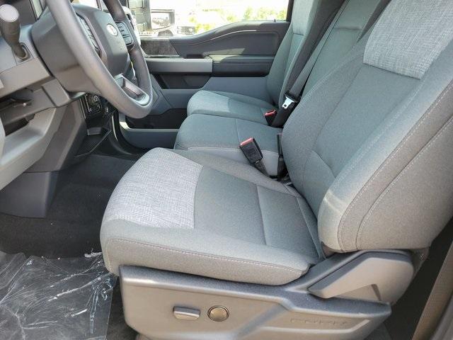 new 2025 Ford F-250 car