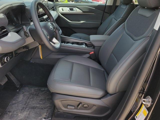 new 2025 Ford Explorer car, priced at $48,529
