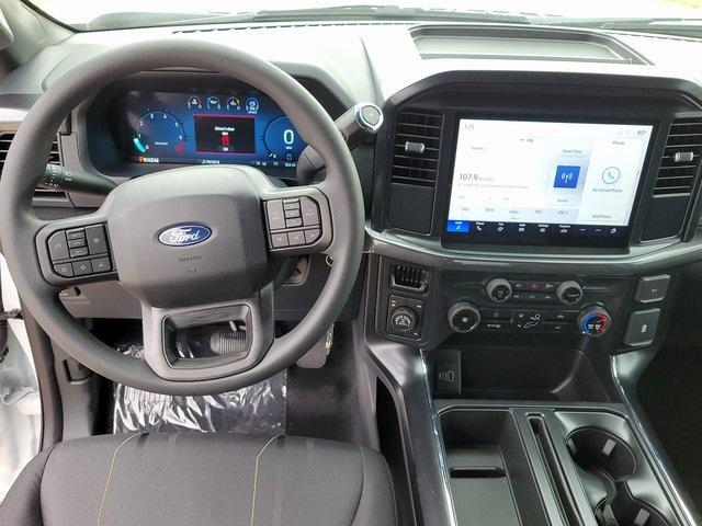 new 2025 Ford F-150 car, priced at $46,870