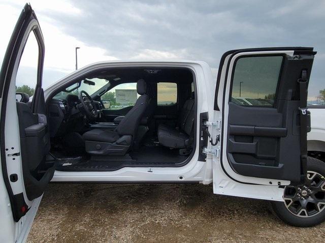 new 2025 Ford F-150 car, priced at $46,870