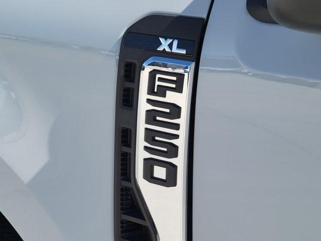 new 2025 Ford F-250 car, priced at $65,794