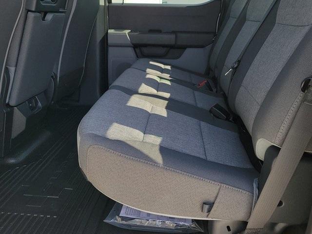 new 2025 Ford F-250 car, priced at $65,794