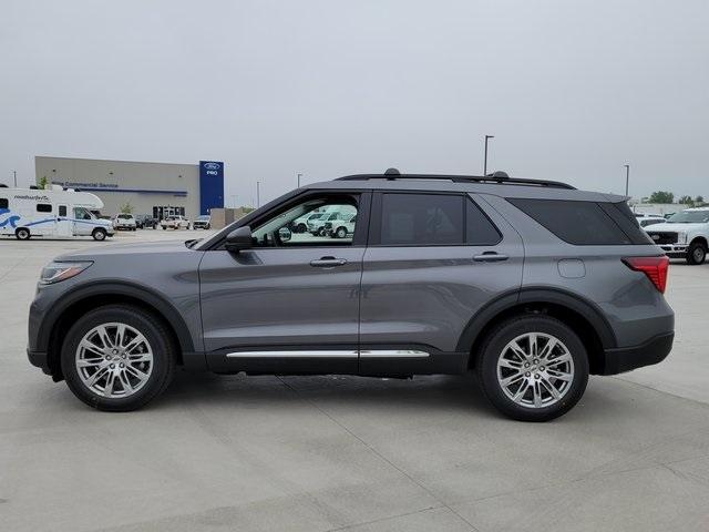 new 2025 Ford Explorer car, priced at $45,731