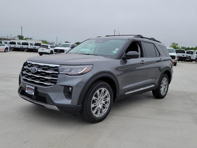 new 2025 Ford Explorer car, priced at $45,731