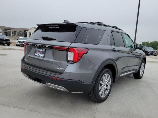 new 2025 Ford Explorer car, priced at $45,731