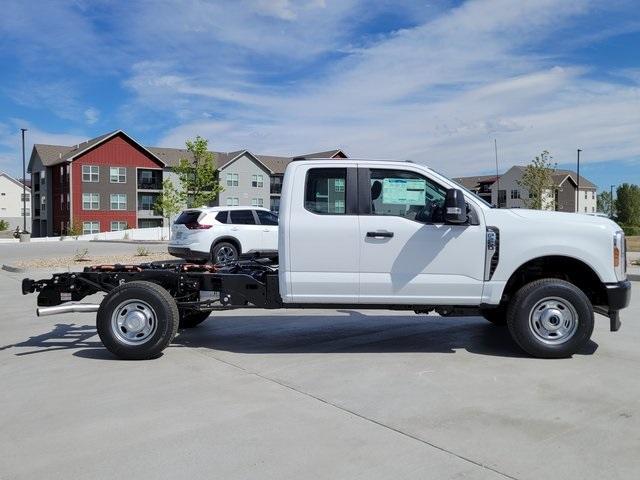 new 2025 Ford F-250 car, priced at $51,069