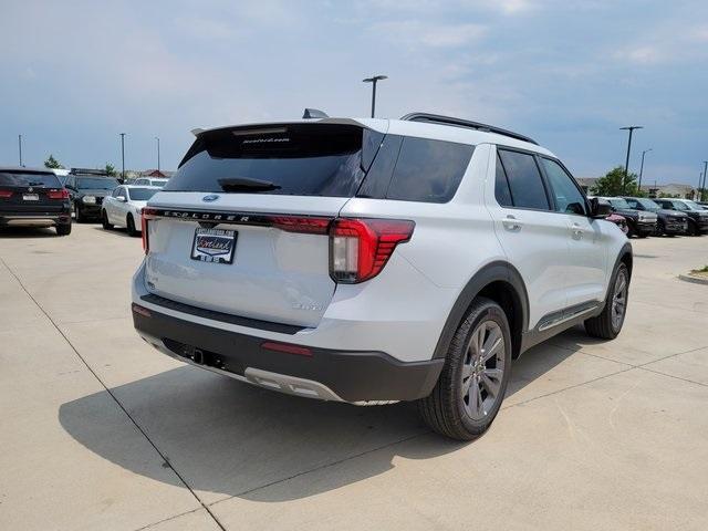 new 2025 Ford Explorer car, priced at $49,729