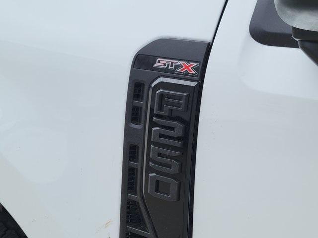 new 2025 Ford F-250 car, priced at $60,064