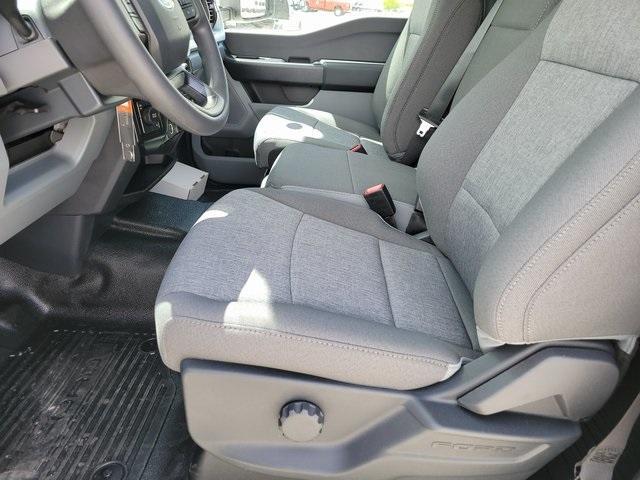 new 2025 Ford F-250 car, priced at $53,444