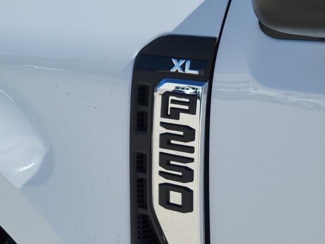 new 2025 Ford F-250 car, priced at $61,354