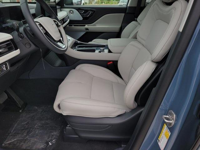 new 2025 Lincoln Aviator car, priced at $75,839