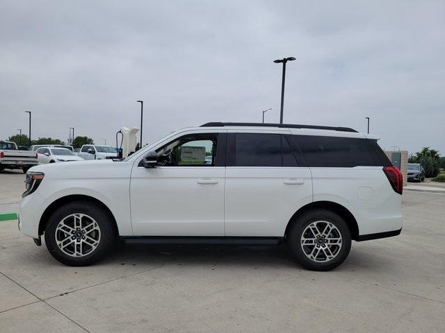 new 2025 Ford Expedition car, priced at $73,419