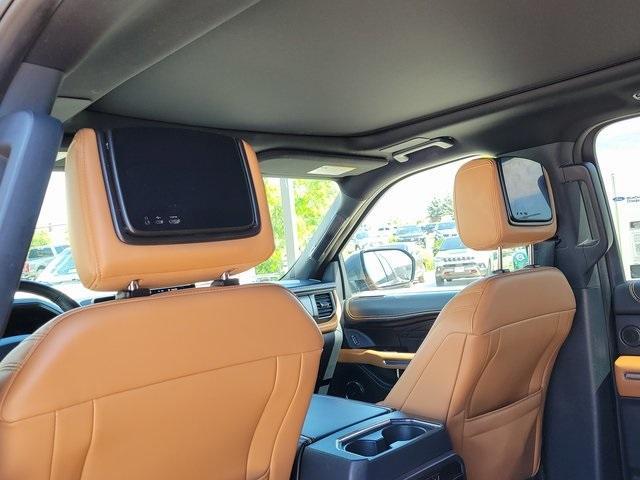 used 2022 Ford Expedition car, priced at $58,165