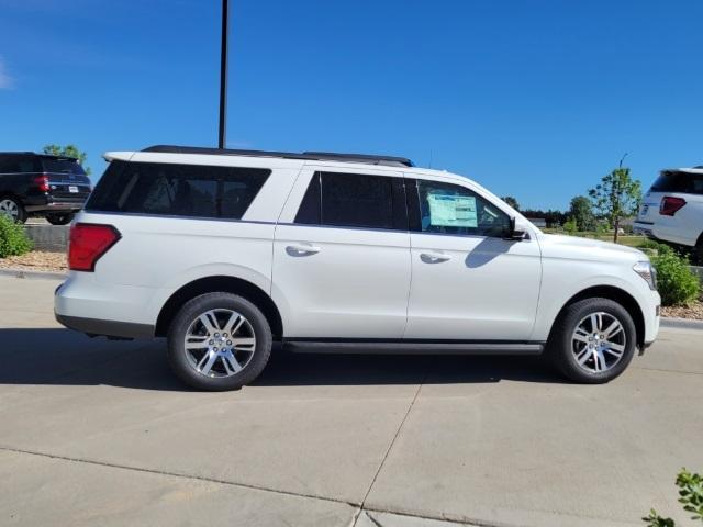 new 2024 Ford Expedition Max car, priced at $69,303