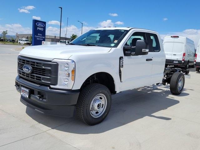 new 2025 Ford F-250 car, priced at $51,069