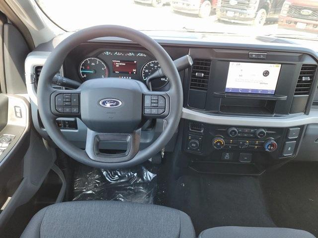 new 2025 Ford F-250 car, priced at $71,635