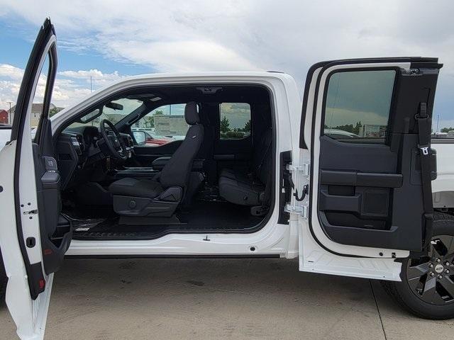 new 2025 Ford F-150 car, priced at $45,413