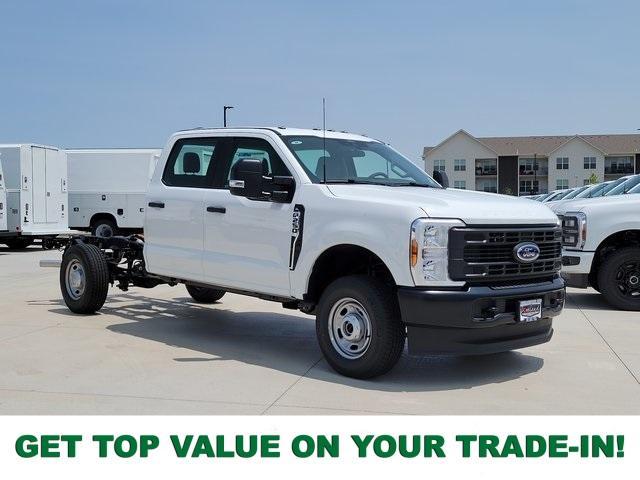 new 2025 Ford F-250 car, priced at $52,479