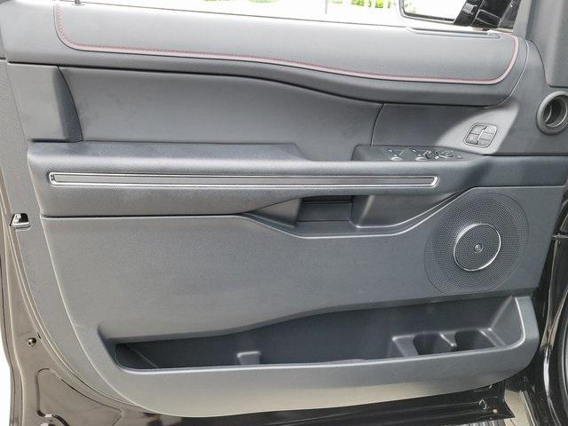 used 2024 Ford Expedition car, priced at $66,027