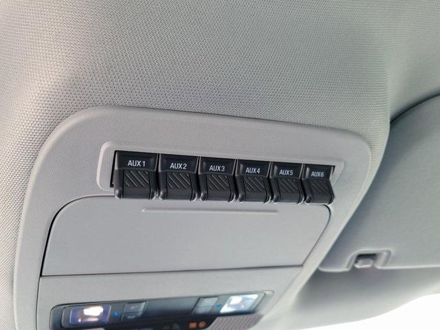 new 2025 Ford F-350 car, priced at $55,194