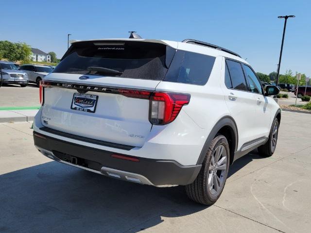 new 2025 Ford Explorer car