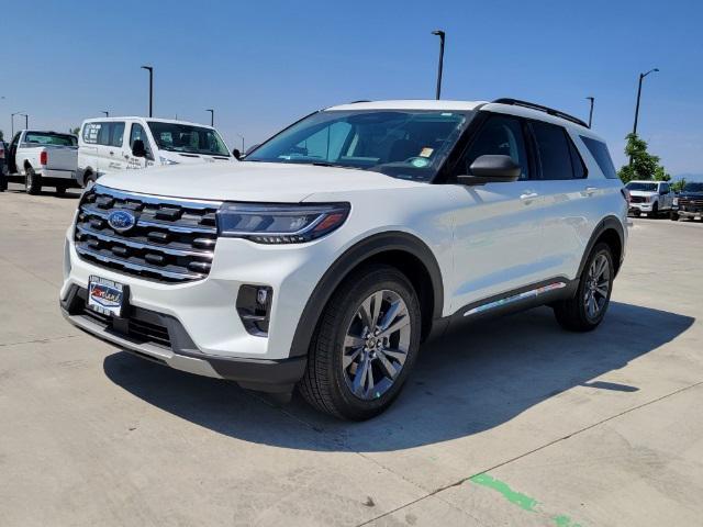 new 2025 Ford Explorer car