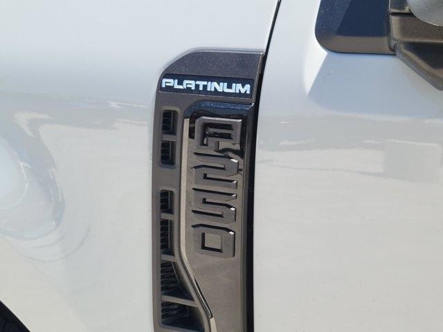 new 2025 Ford F-250 car, priced at $95,634