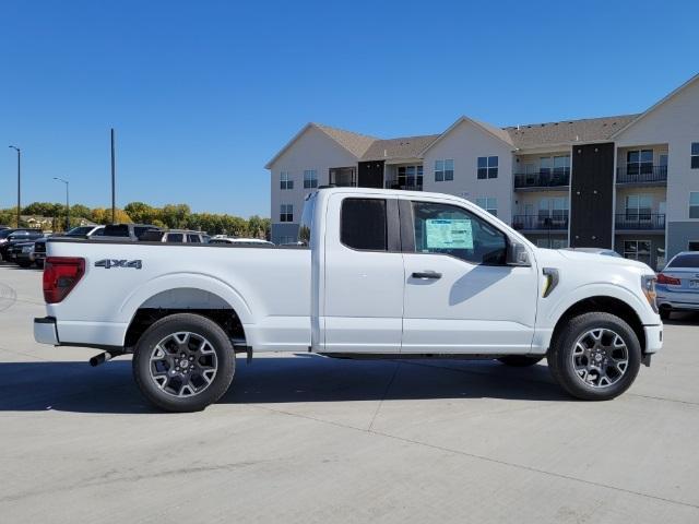 new 2024 Ford F-150 car, priced at $44,815