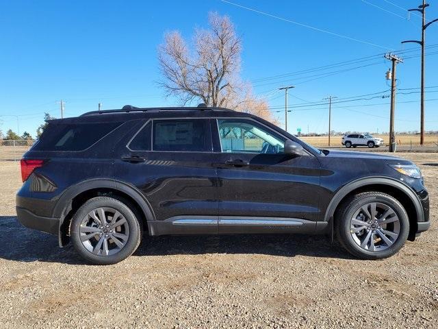 new 2025 Ford Explorer car, priced at $47,426