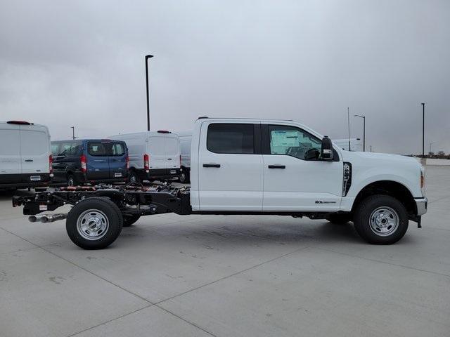 new 2025 Ford F-250 car, priced at $65,789