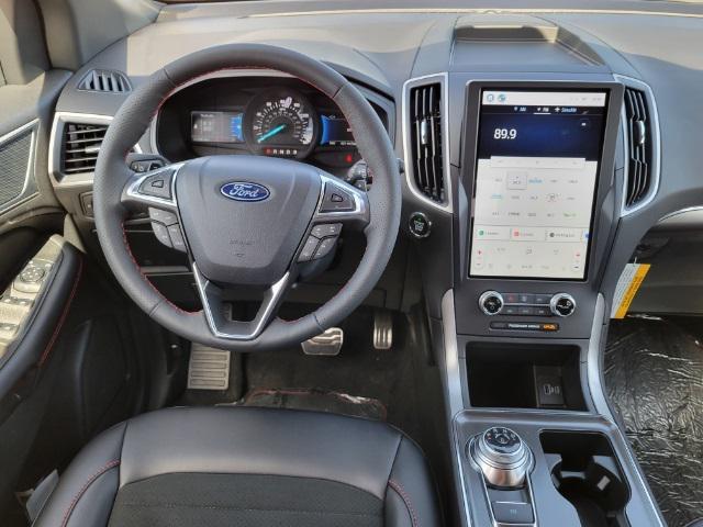 new 2024 Ford Edge car, priced at $39,088