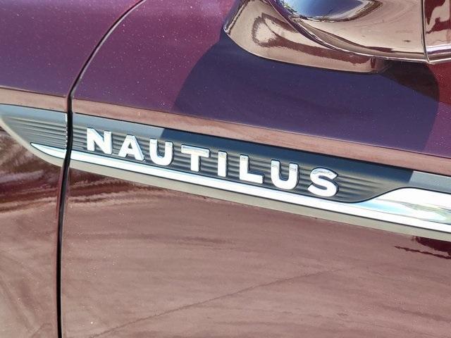 used 2021 Lincoln Nautilus car, priced at $35,654
