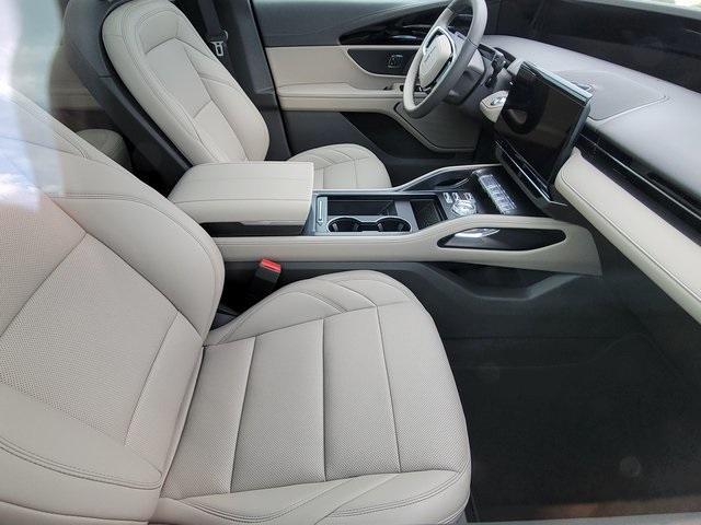 new 2025 Lincoln Nautilus car, priced at $59,714