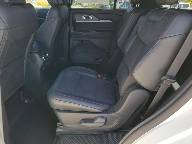 new 2025 Ford Explorer car, priced at $59,109