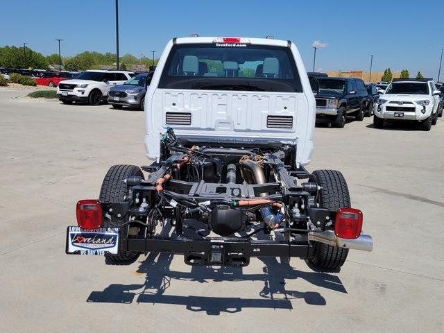 new 2025 Ford F-250 car, priced at $61,934