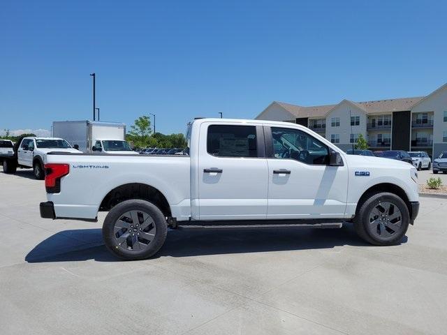 new 2025 Ford F-150 Lightning car, priced at $47,864