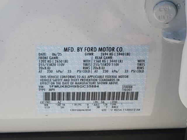 new 2025 Ford Explorer car, priced at $52,424