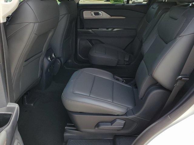 new 2025 Ford Explorer car, priced at $52,424