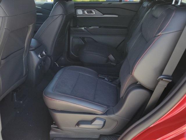 new 2025 Ford Explorer car, priced at $57,466