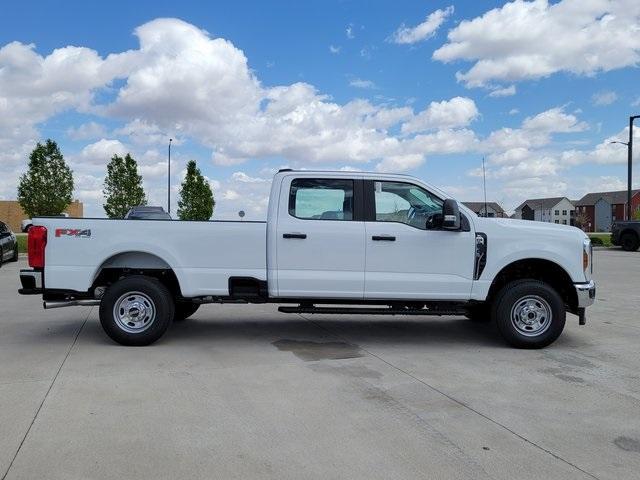 new 2025 Ford F-250 car, priced at $56,374
