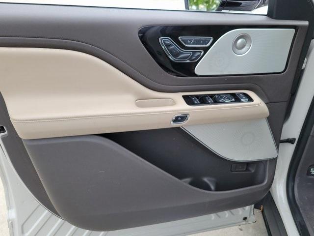 used 2022 Lincoln Aviator car, priced at $47,555