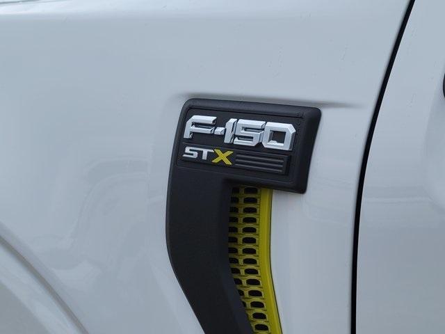 new 2025 Ford F-150 car, priced at $49,061
