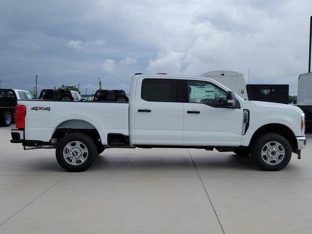 new 2025 Ford F-250 car, priced at $57,954